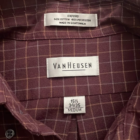 Men’s VanHeusen Button Up - Picture 2 of 4
